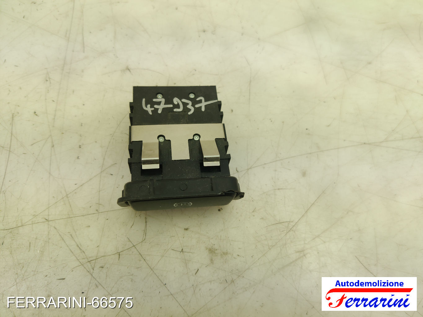 Interruttore Tasto Freno A Mano MERCEDES CLASSE B W242, W246 2011-2014