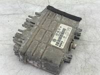 Centralina Motore VW POLO 6N1 60 1.4 1995-1999 030906027AA, 0261204617