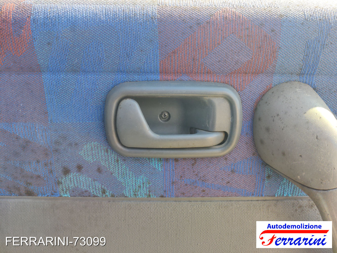 Maniglia Apertura Porta Interna Frontale Destra