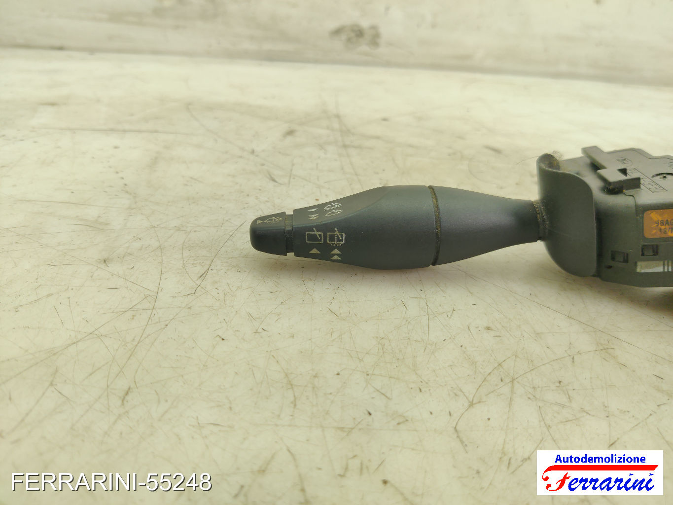 Leva Tergicristalli FORD FOCUS DAW, DBW 2002-2004 98AG17A553DC, 98AG17A553CC 8