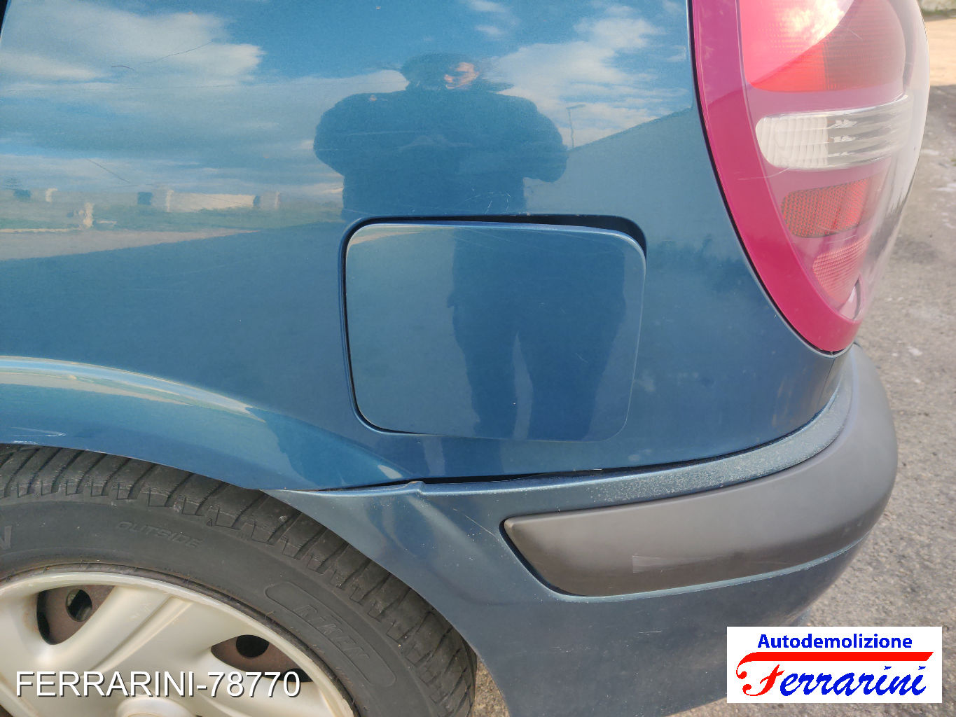 Sportellino Carburante