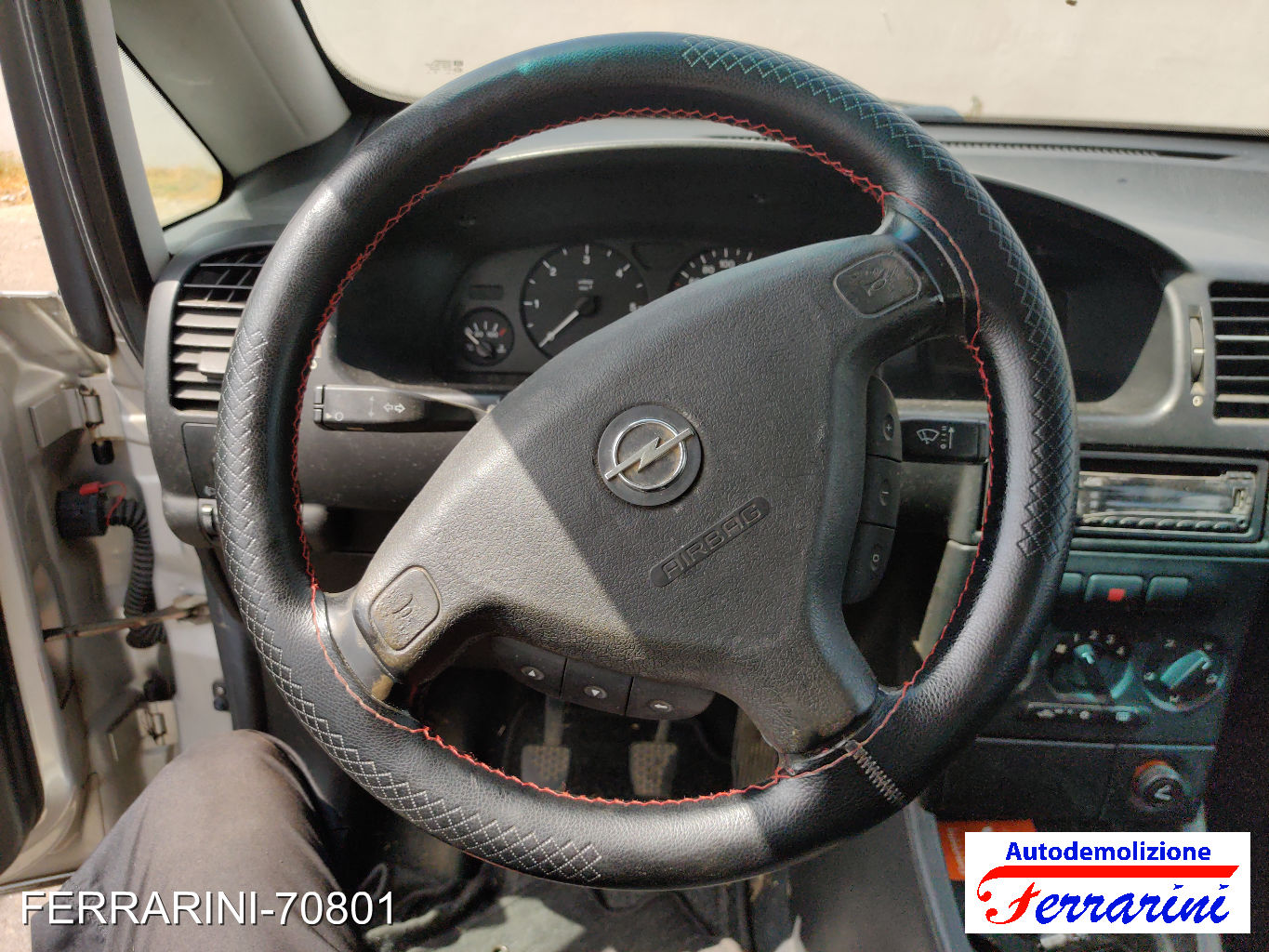 Opel Zafira A 36