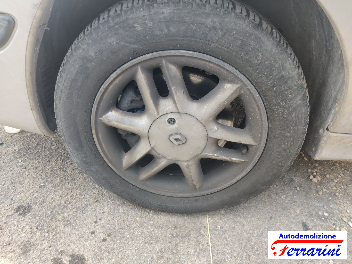 Renault Megane Scenic JA0/1 1.9 DTI 98CV 1997-1999