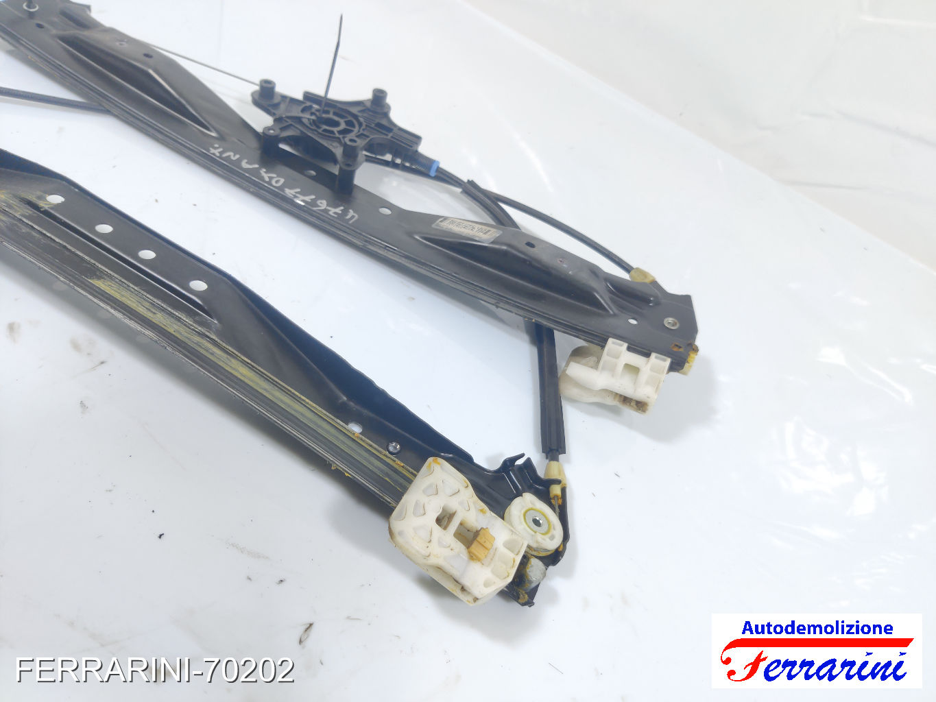 Alzavetro CHRYSLER GRAND VOYAGER 5 RT 2007-2023 destro, dx, frontale, anteriore