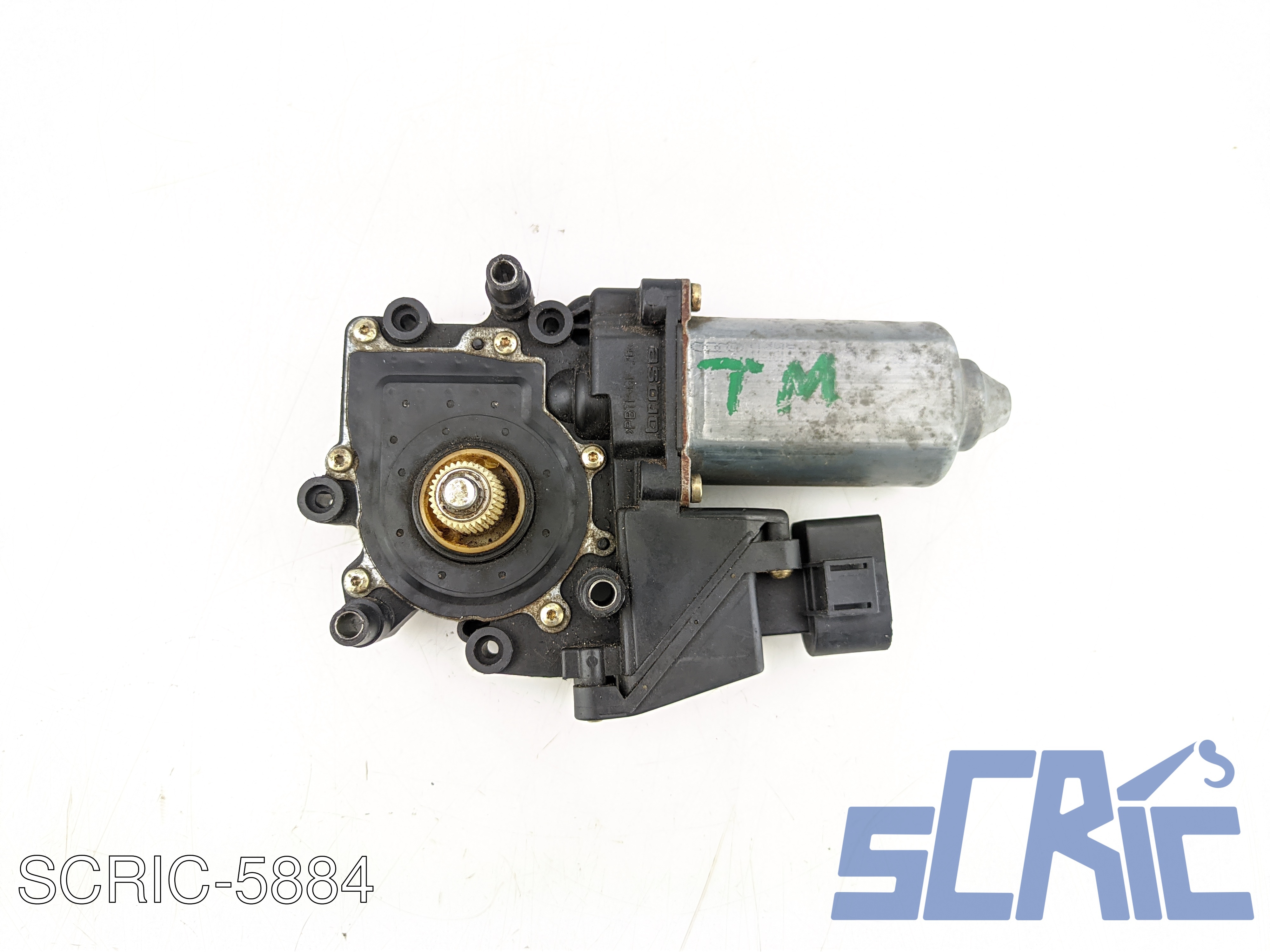 Motorino Alzavetro AUDI A4 AT 8D5 1.9 TDI 1996-2001 8D0839399A, 2536901402