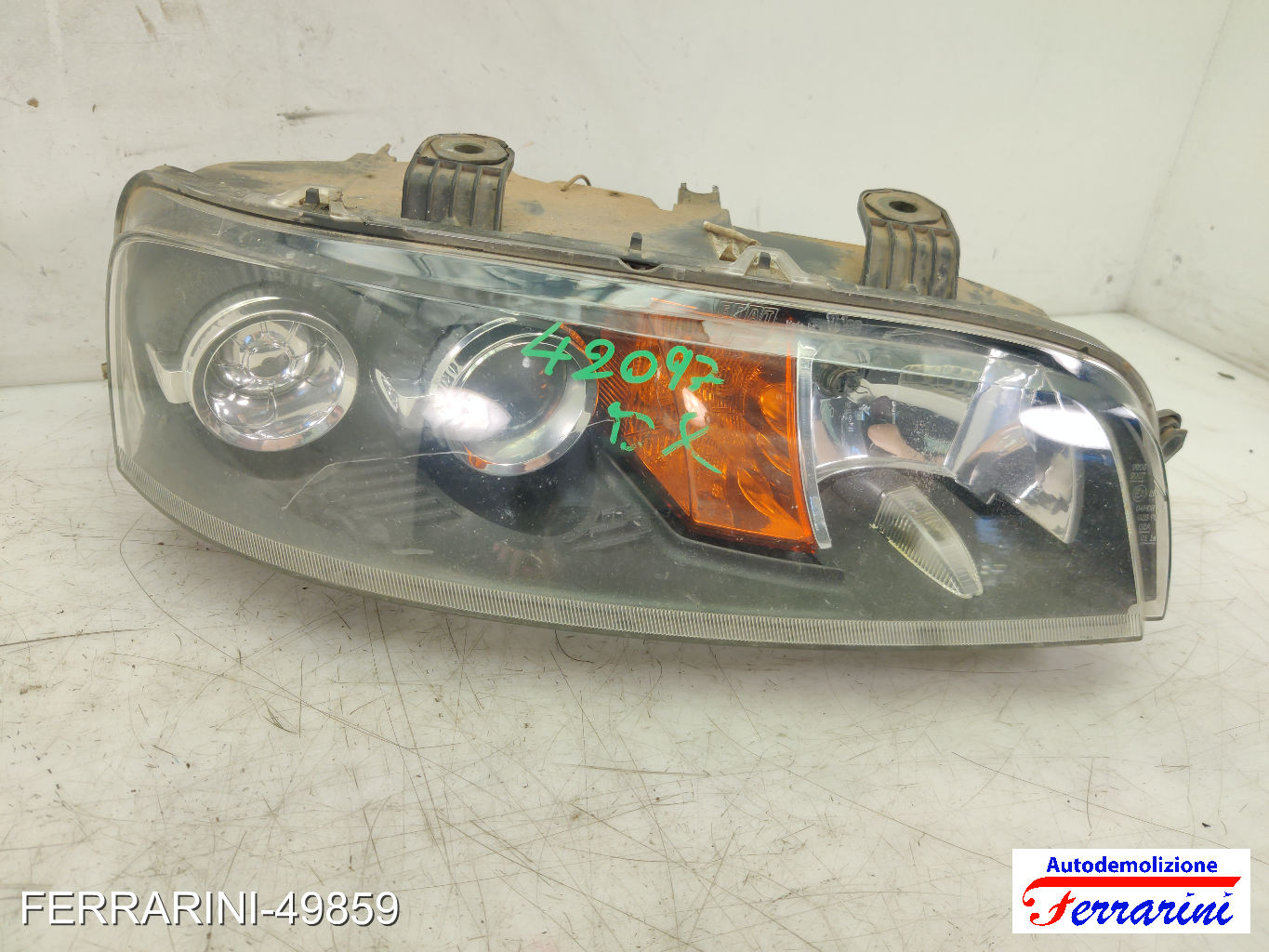 Faro Anteriore FIAT PUNTO 188 1999-2010 destro, dx 46522719, 46814548, 51712393