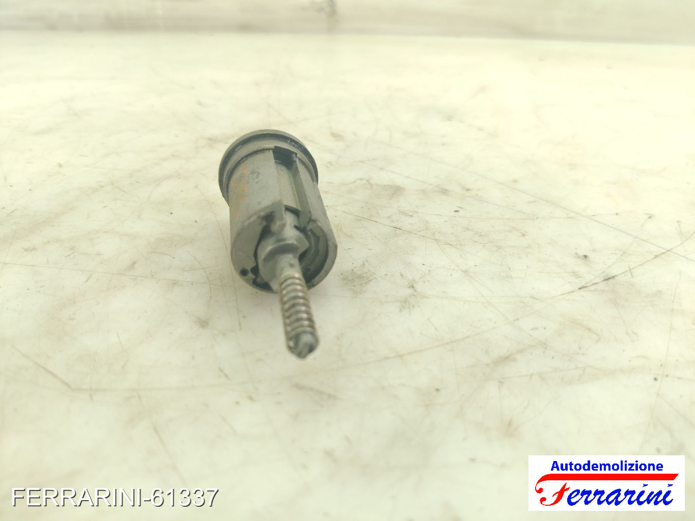 Frutto Serratura Sportello OPEL CORSA B S93 1993-2000 Sinistra 9115863, 913652