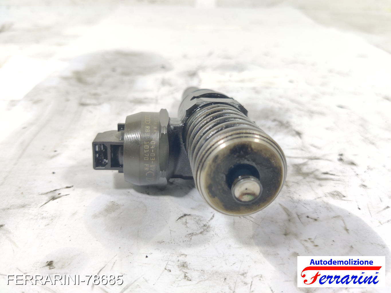Iniettore VW PASSAT VARIANT 3B6 1.9 TDI 2000-2005 0414720216, 041720216, 30079BA