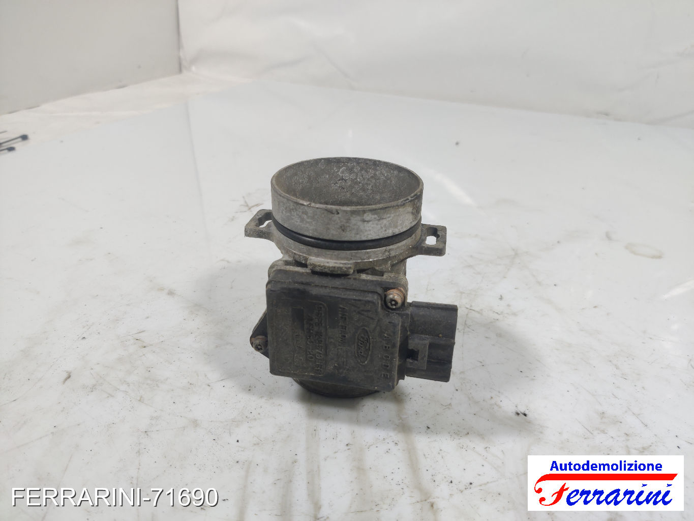 Debimetro FORD FIESTA 4 JA, JB 1.25I 16V 1995-2002 96FB12B579EB, 1030844 8