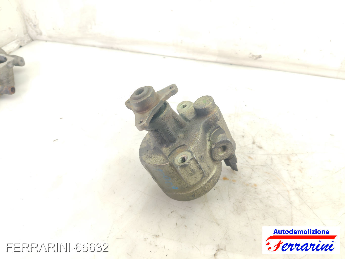 Pompa Servosterzo MITSUBISHI CARISMA DA 1.9 TD 1996-2000 7700417308, 7700419156