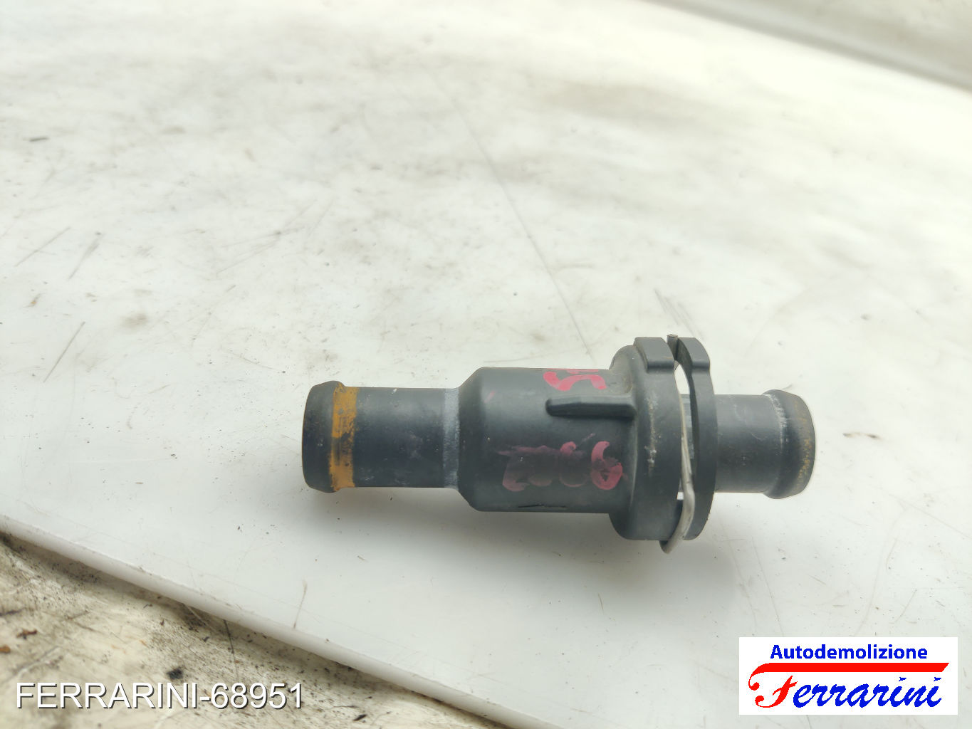 CAG Termostato AUDI A4 AT 8K5 2.0 TDI 2008-2015 1K0121113A, KO121113A, BTO1919