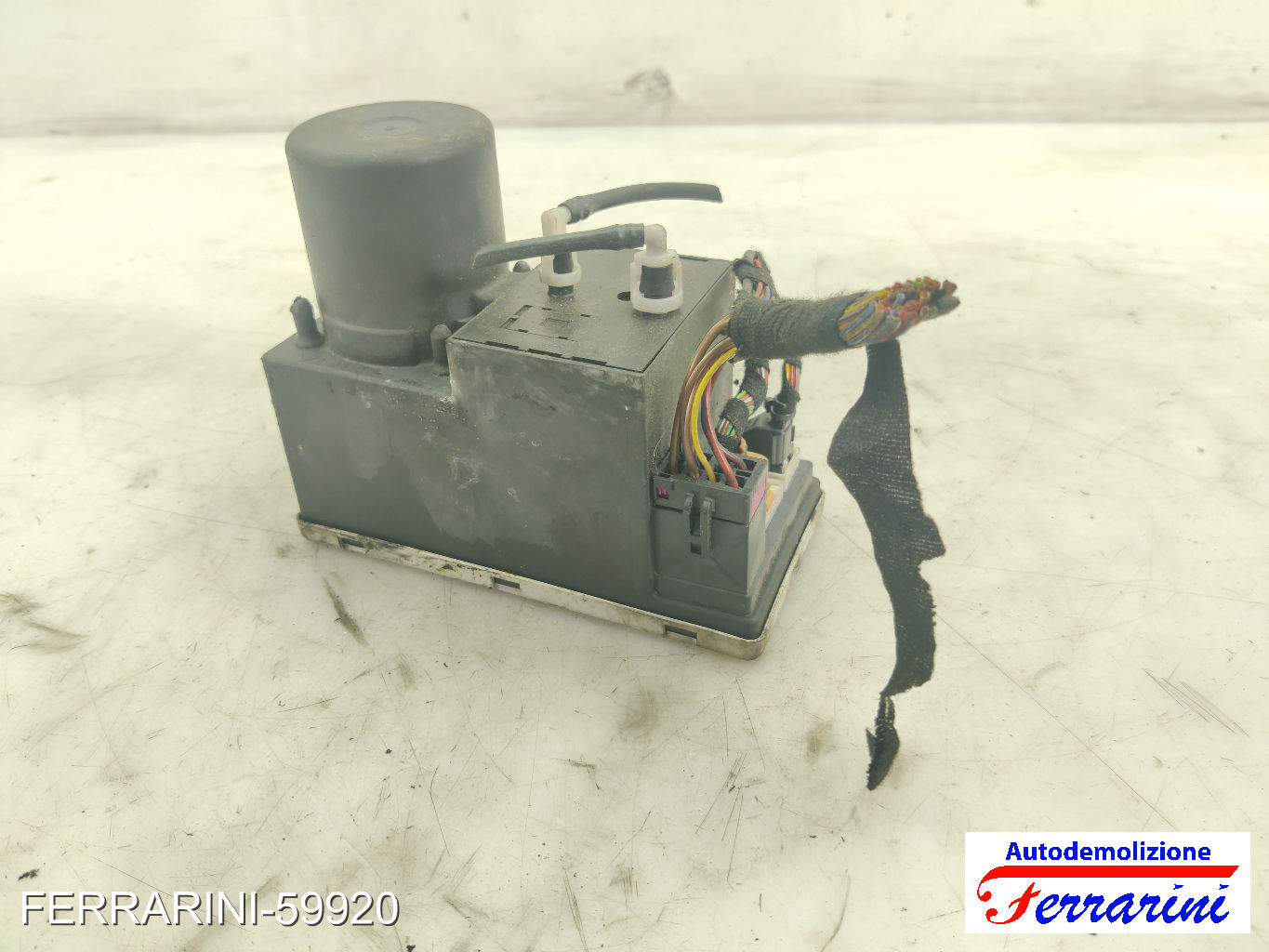 Compressore Chiusura Centralizzata AUDI A4 AT 8D5 1996-2001 8D0862257 7