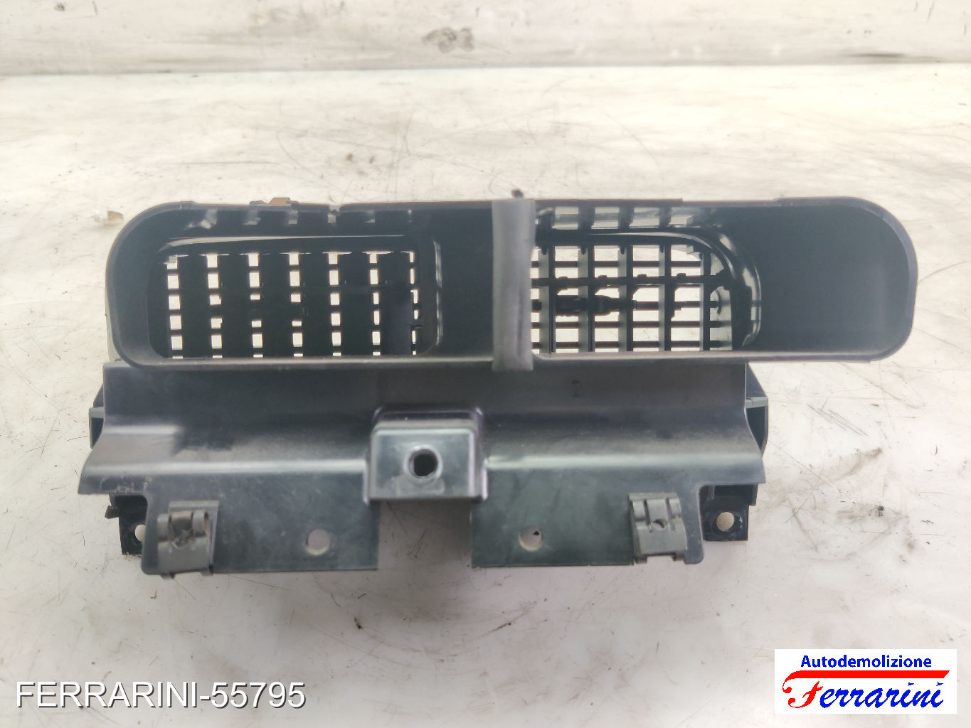 Bocchetta Areazione FIAT GRANDE PUNTO 199 2005-2013 anteriore, frontale centrale 10
