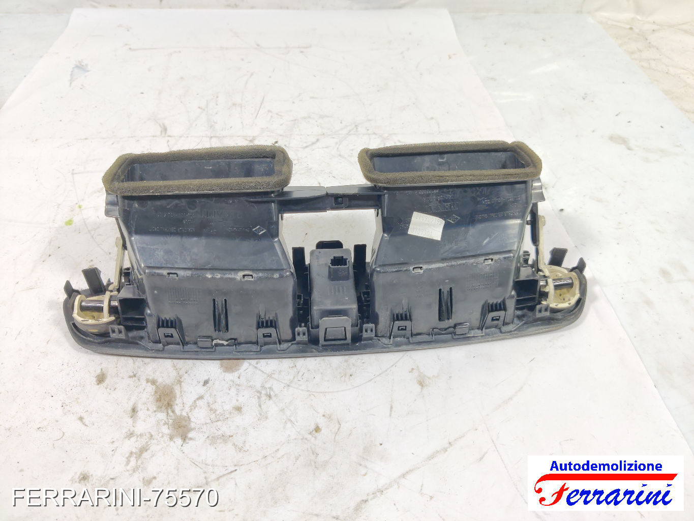 Bocchetta Areazione RENAULT SCENIC 3 JZ0/1 2009-2023 anteriore 6