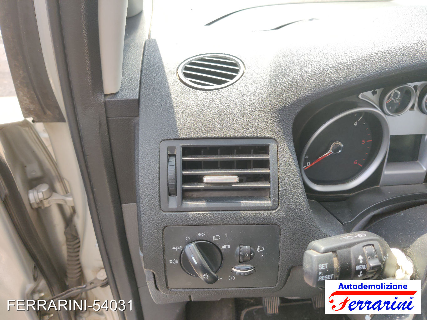 Ford C-Max 40