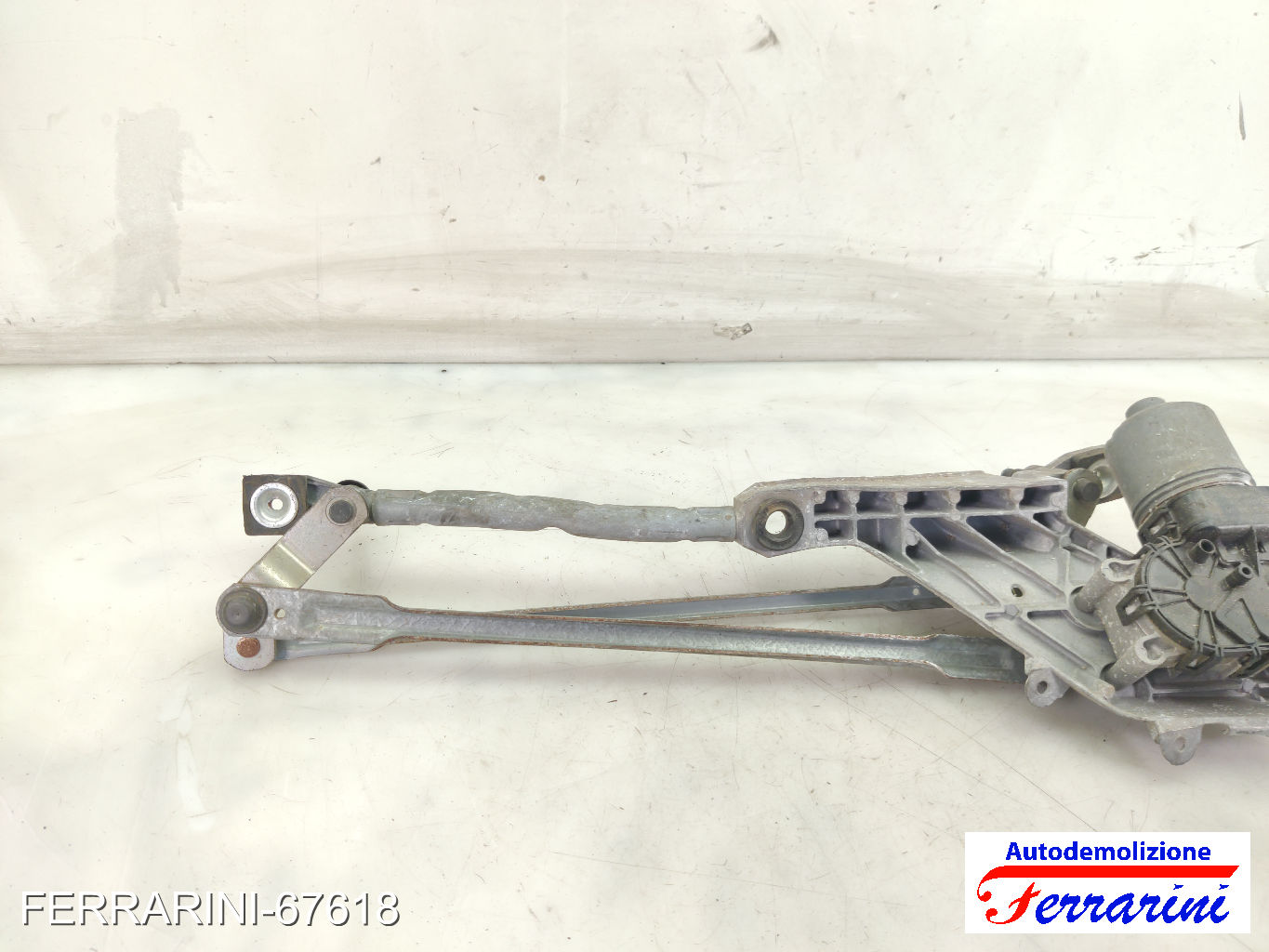 Spazzacqua Motorino Tergicristallo FORD FIESTA 6 CB1, CCN 2010-2012 anteriore