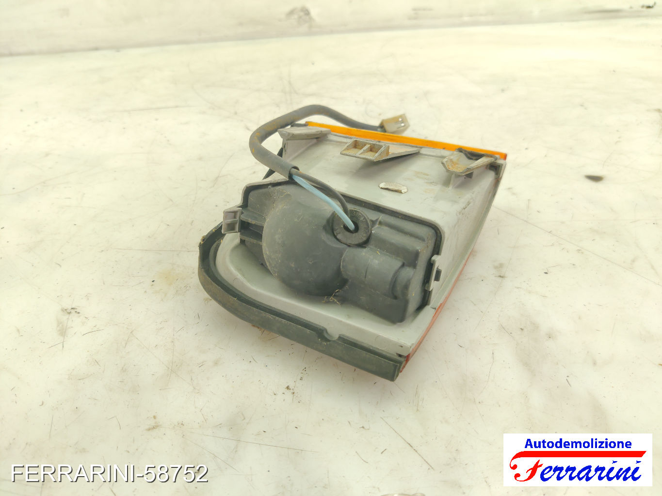 Freccia Laterale FIAT UNO 146 1984-1995 sinistro, sx 9943196, 9943587