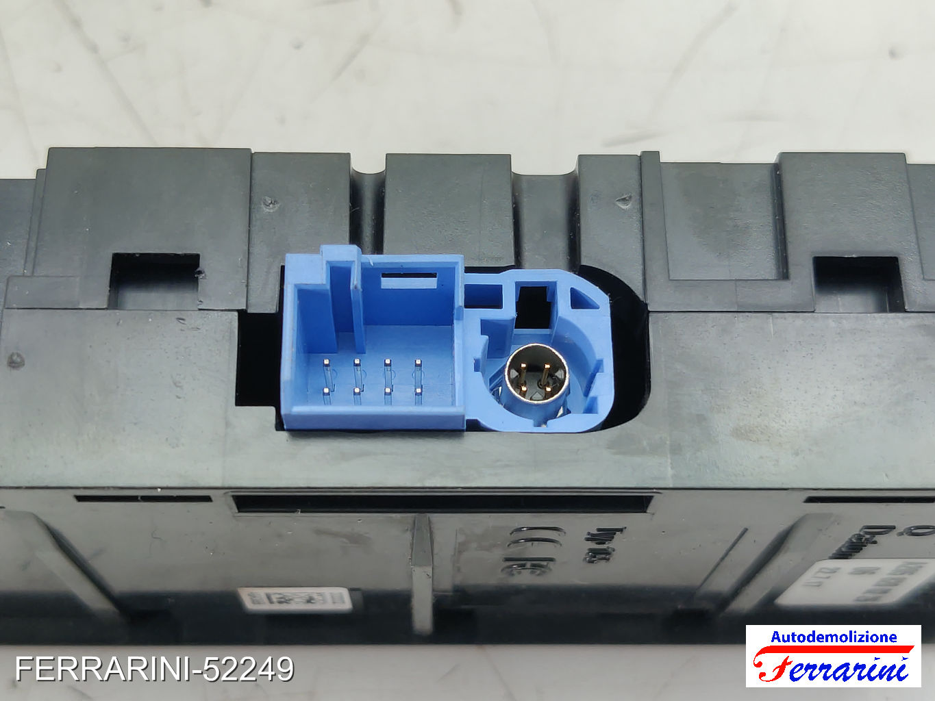 spina presa USB SD card MERCEDES CLASSE C S205 2015-2018