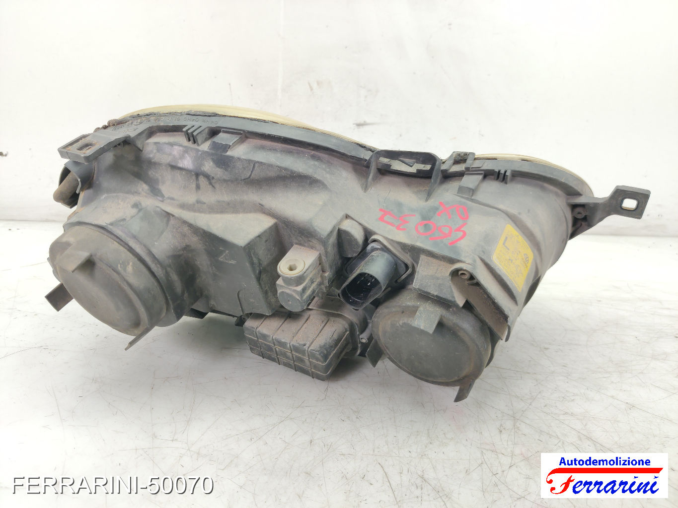 Faro Anteriore VW POLO 9A, 9N 2001-2009 sinistro, sx 6Q1941007AF, 6Q1941007AT 6