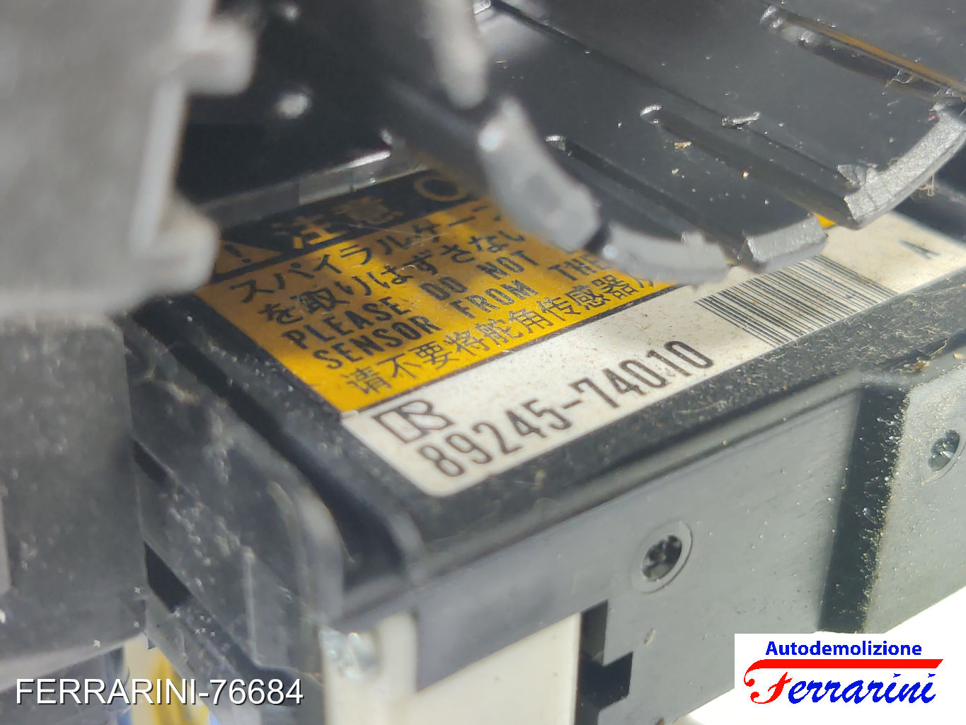 Devioluci TOYOTA IQ J1 2009-2015 8924574010, 8430774020, 75B998