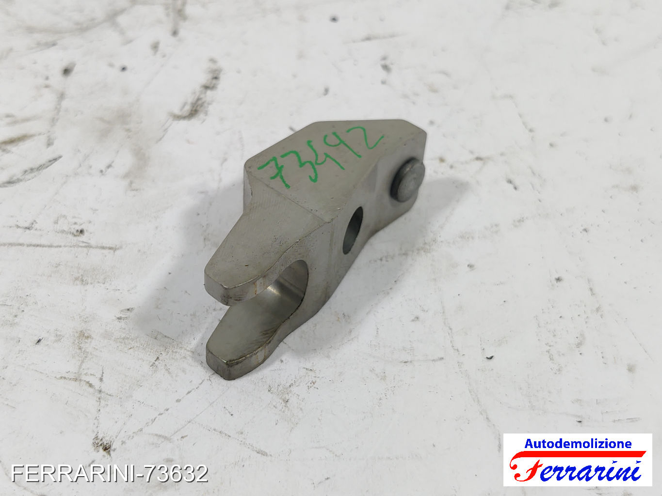 staffa Supporto Iniettore FIAT BRAVO 2 198 1.6 D MULTIJET 2008-2014 55204945