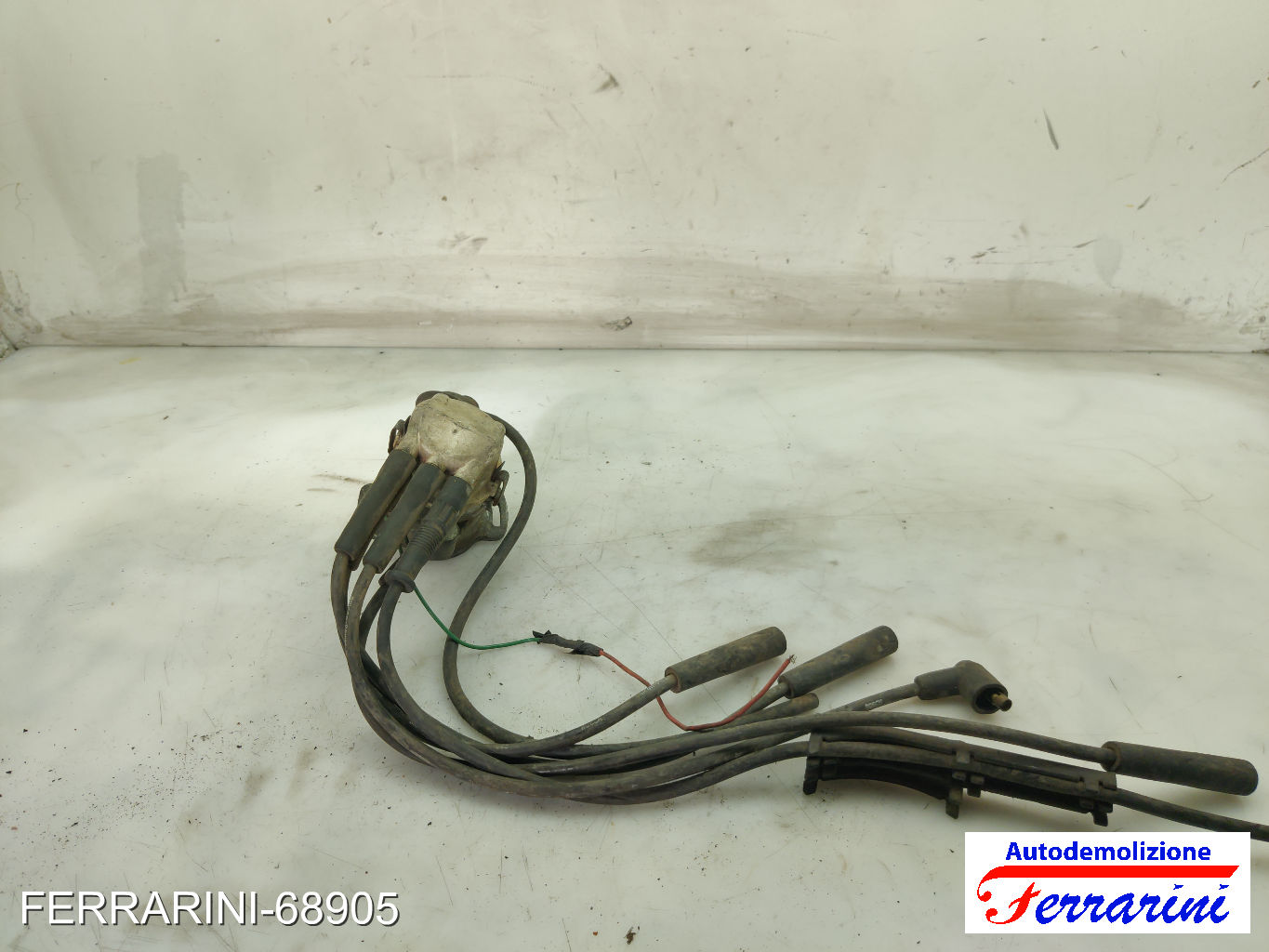 Spinterogeno Distributore OPEL CORSA A S83 1.6 GSI 1988-1990 90008020, 1211006