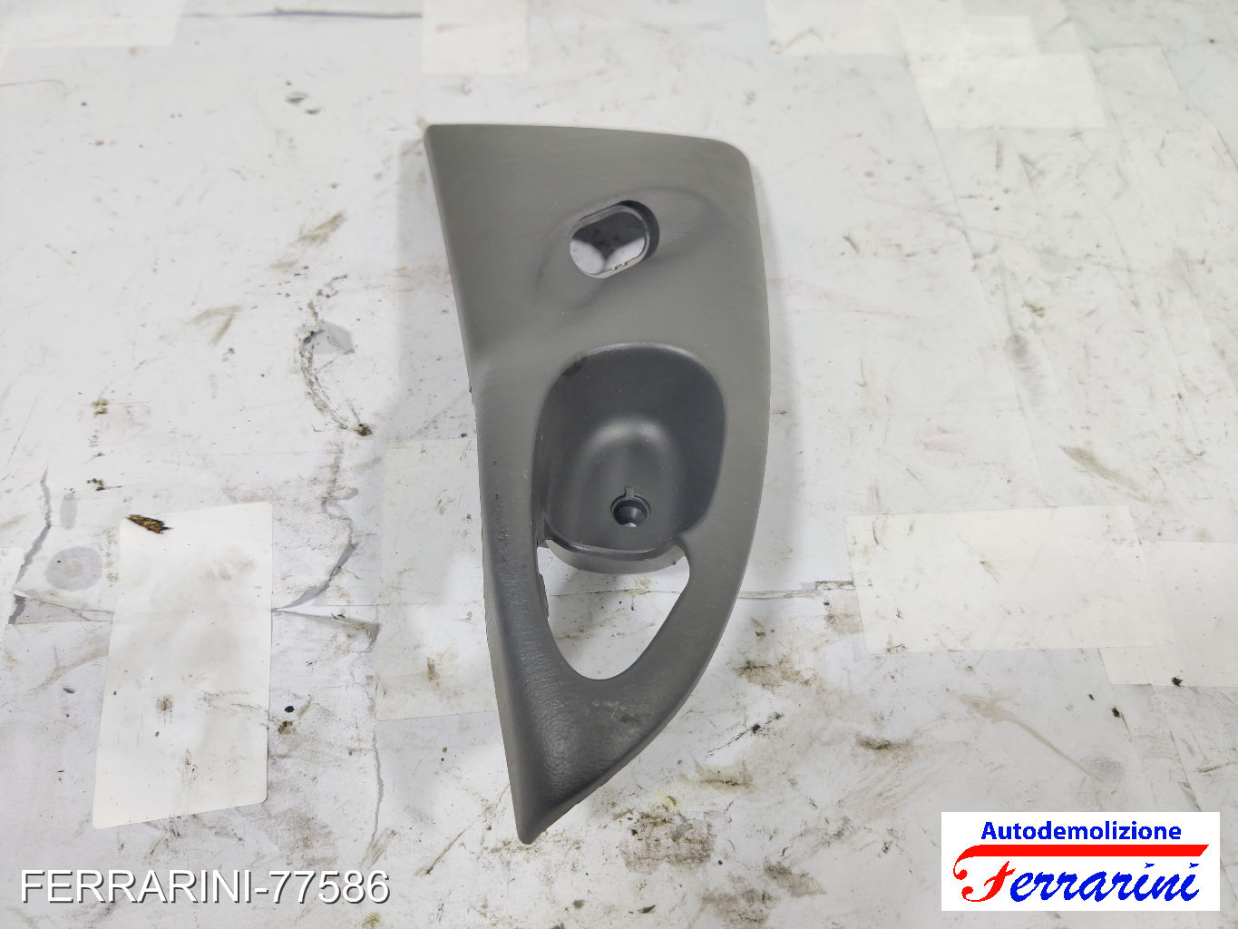 Maniglia Porta Interna FORD FOCUS SW DNW 1999-2004 destra, dx, posteriore, post