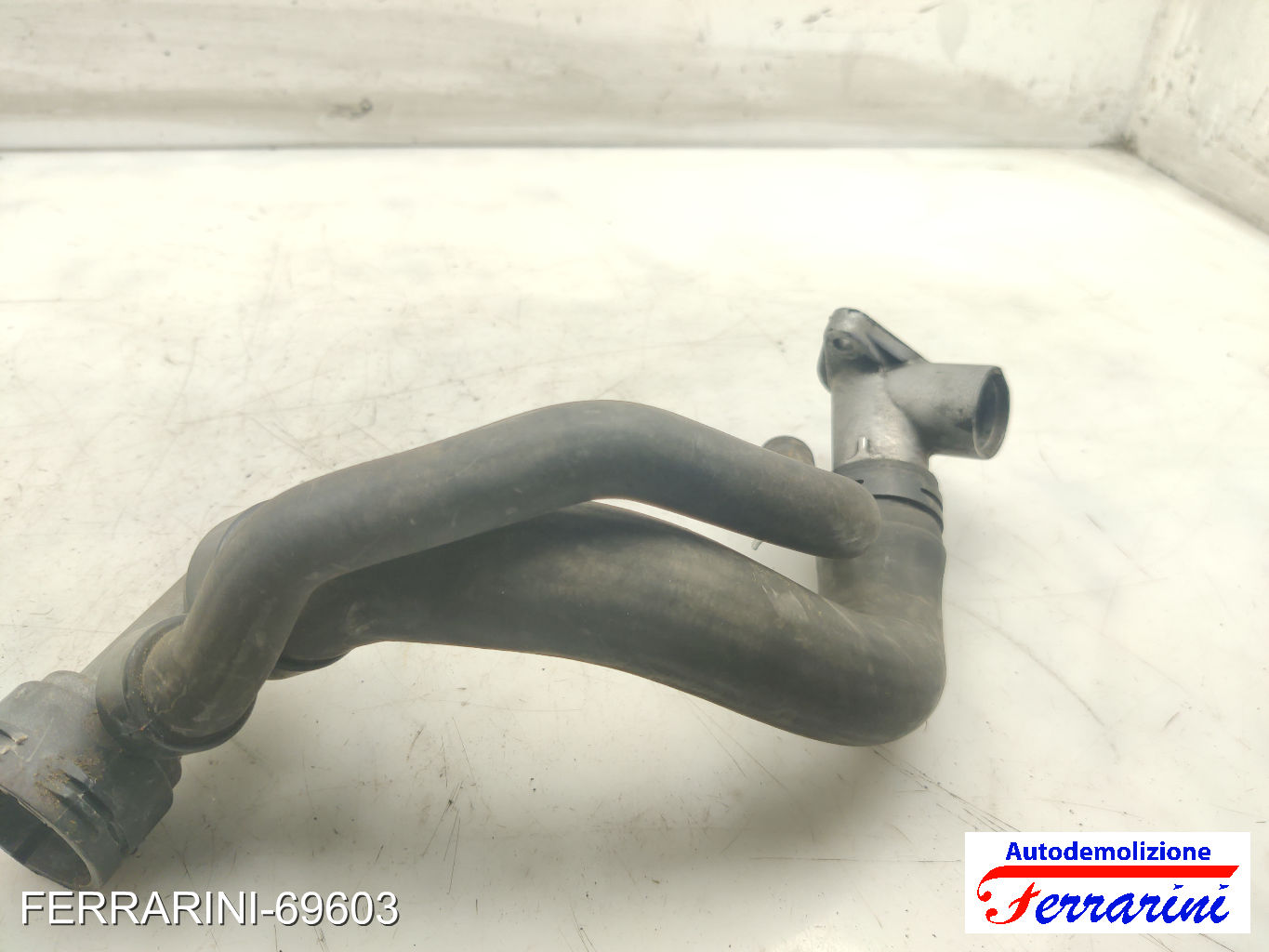 tubo acqua radiatore OPEL MERIVA A X03 1.7 CDTI 2003-2010 97351101, 5650711 8