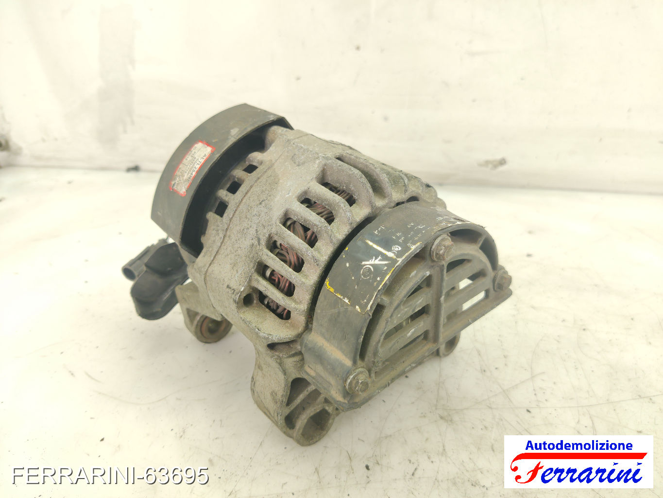 Alternatore FIAT PUNTO 176 1.2 16V 1997-1999 63321715, 46758245, 63321629