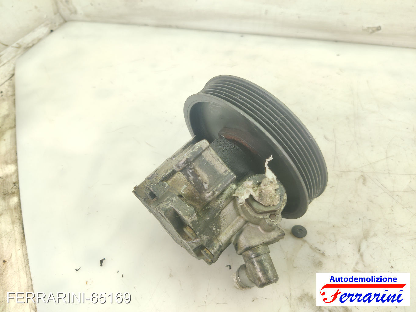 Pompa Servosterzo AUDI A6 AT 4B5 2.5 TDI 1997-2005 4B0145155R, 4B0145155RX