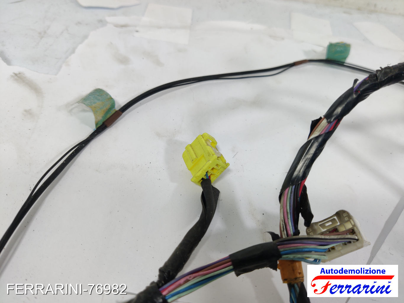 Cablaggio portiera anteriore sinistra TOYOTA IQ J1 1.0 2009-2015 8215274060
