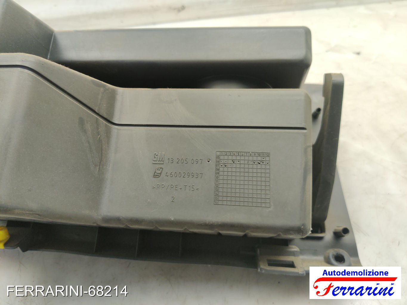 Portaoggetti Passeggero OPEL CORSA D S07 2006-2014 13205097 8