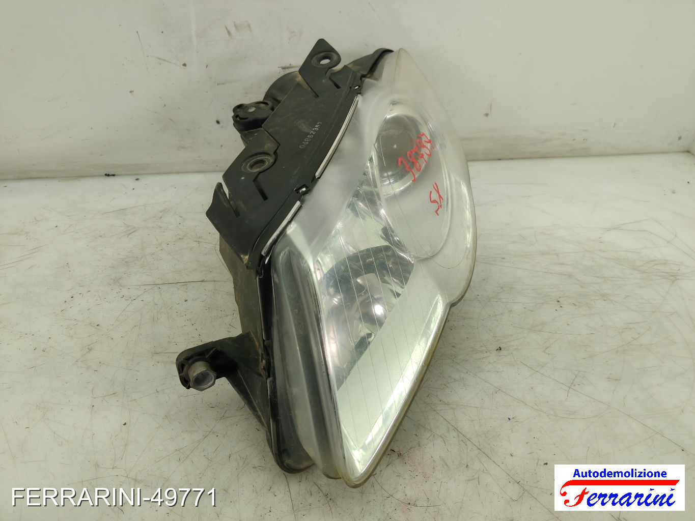 Faro Anteriore VW PASSAT VARIANT 3C5 2005-2009 sinistro, sx 3C0941005M