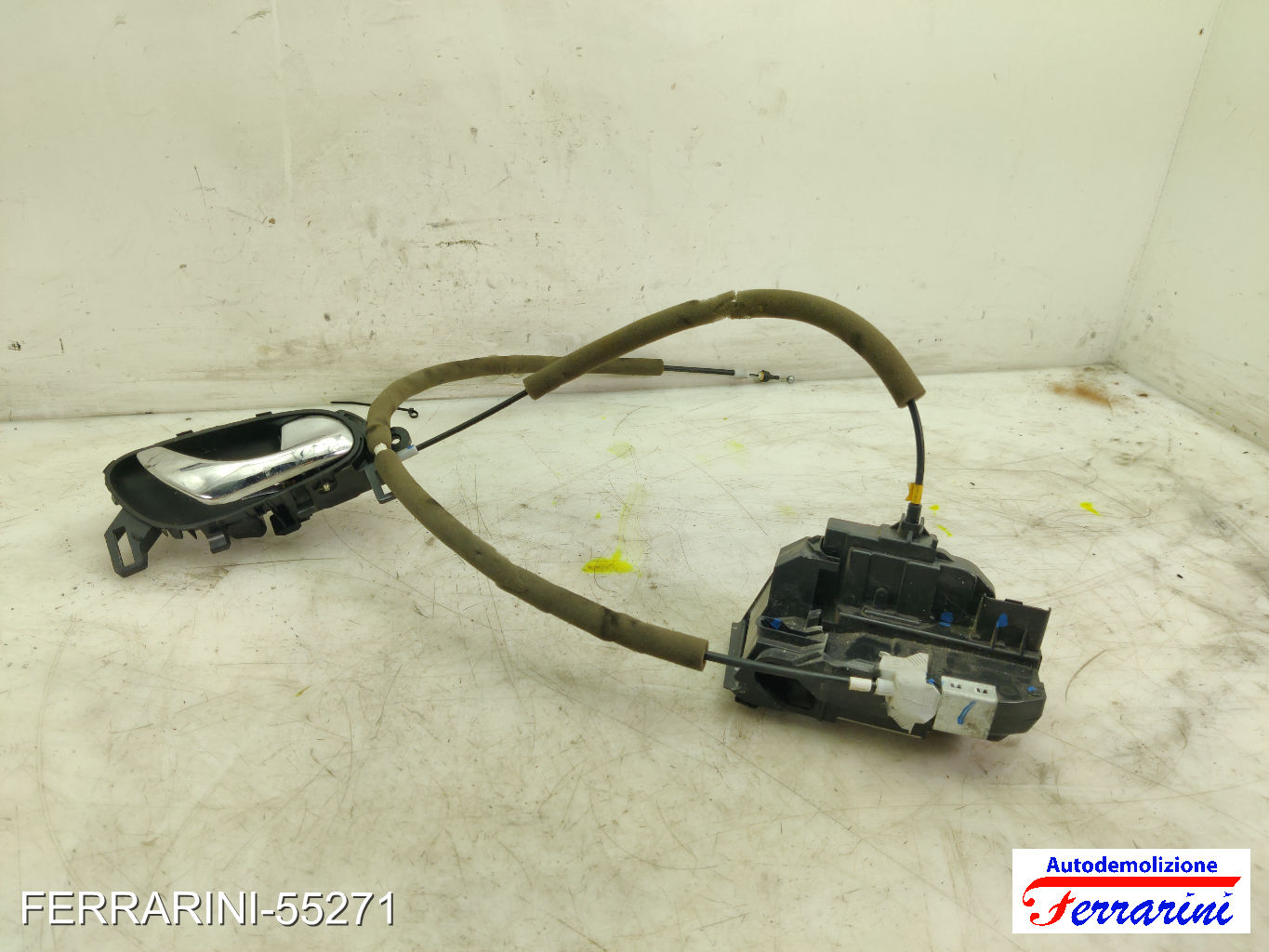Serratura Porta RENAULT CLIO 5 B7 2019-2023 sinistro, sx, frontale, anteriore