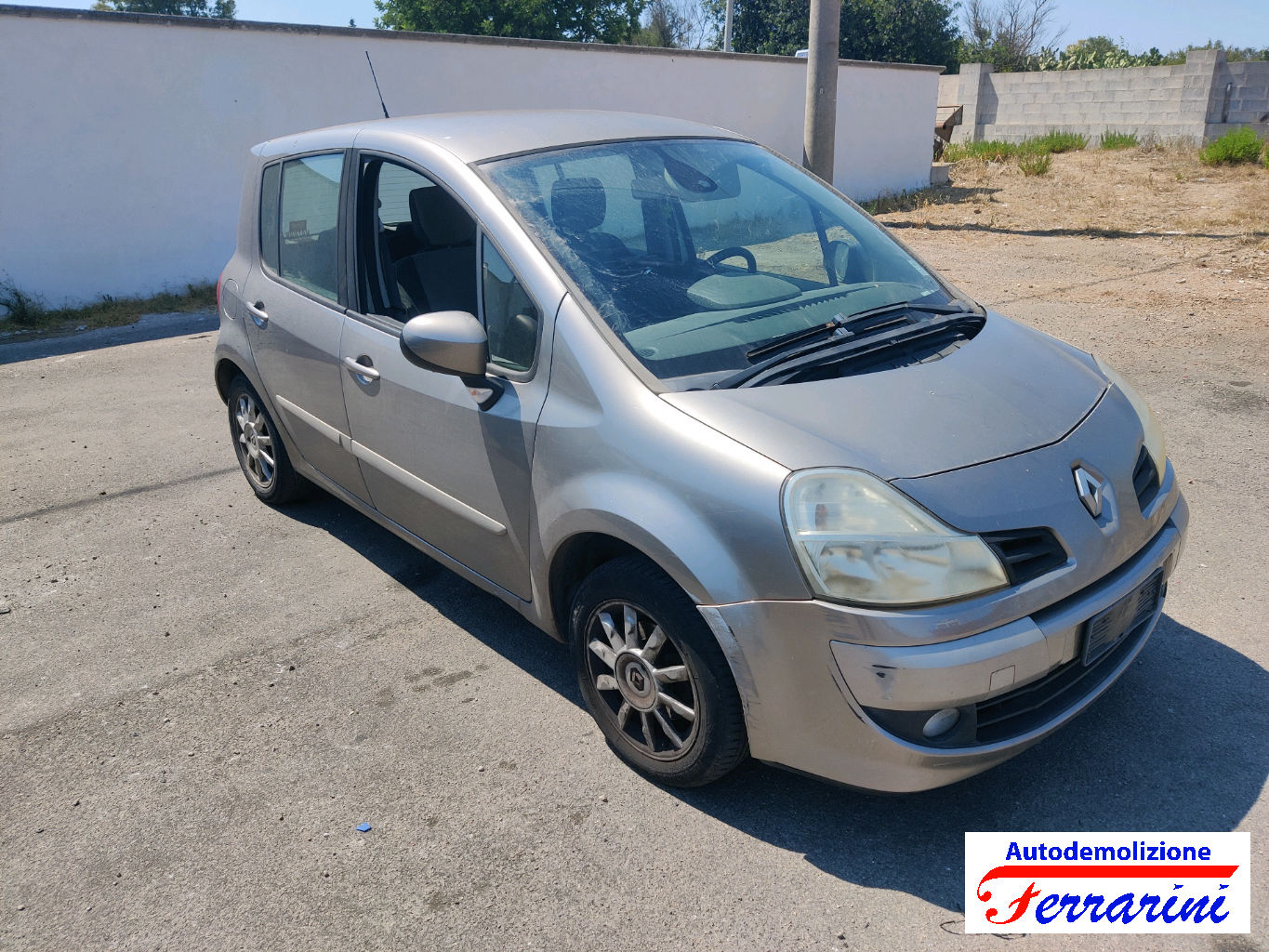 Renault Modus 12