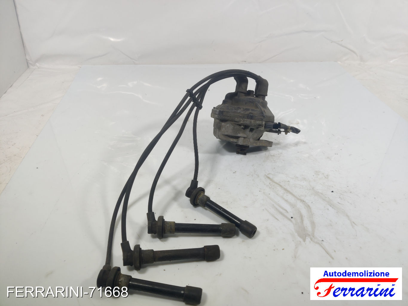 Spinterogeno Distributore NISSAN MICRA 2 K11 1.3I 16V 1992-2000 3310058B10 10