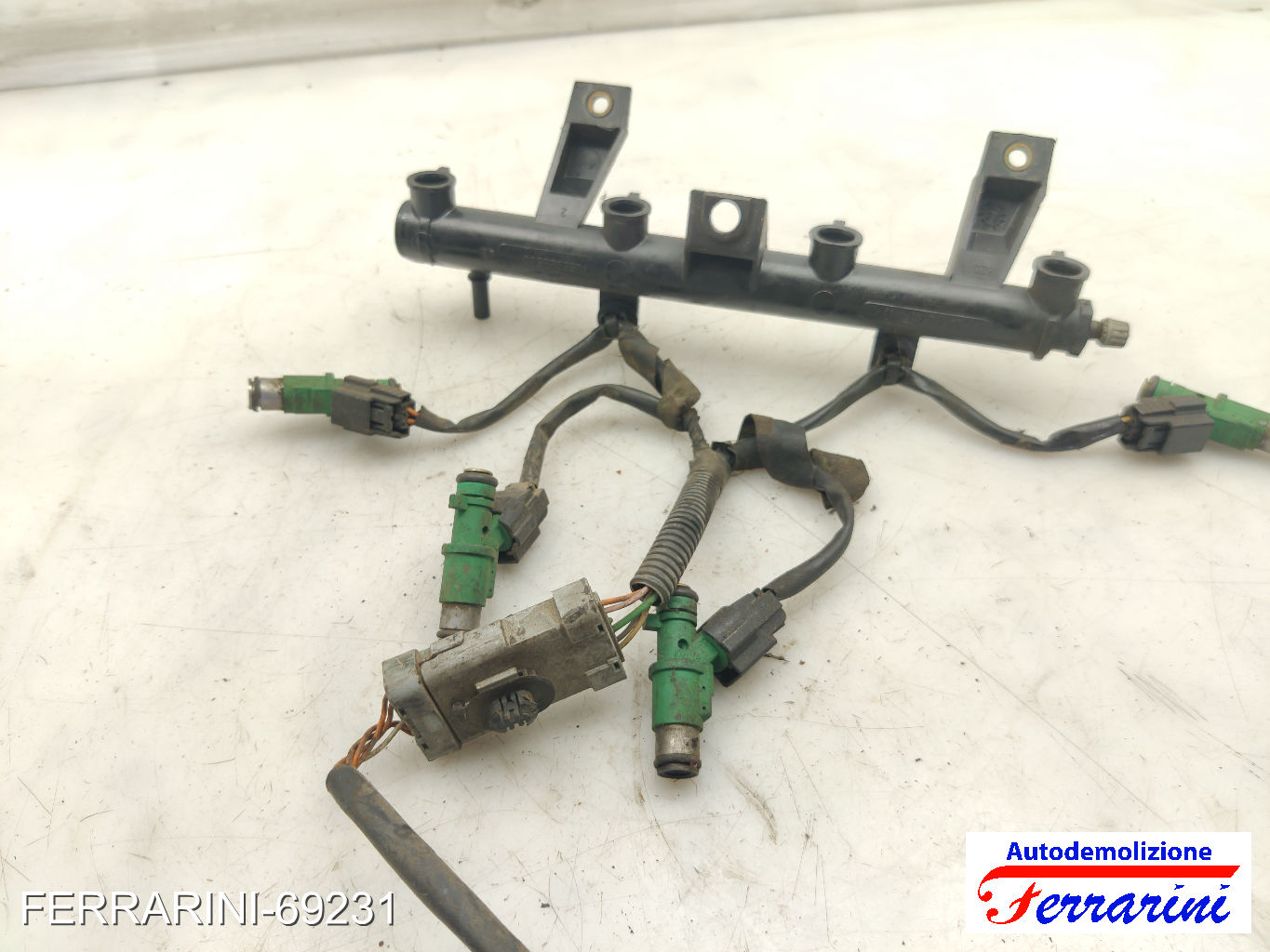 Flauto Con Iniettori PEUGEOT 1007 KM 1.4 2005-2009 9655833580, 1984G0 8