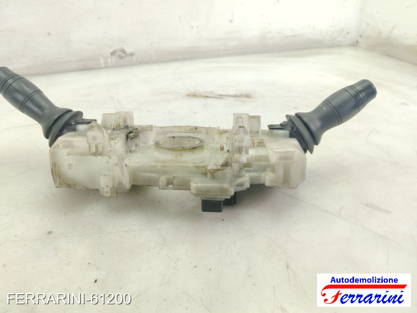 Devioluci RENAULT SCENIC 3 JZ0/1 2009-2023 255670019R, 255670042R, 2556700194