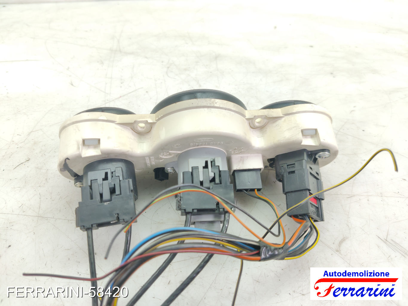 Tastiera Clima FORD FOCUS DAW, DBW 2001-2004 anteriore, frontale 1S4H18C419BA