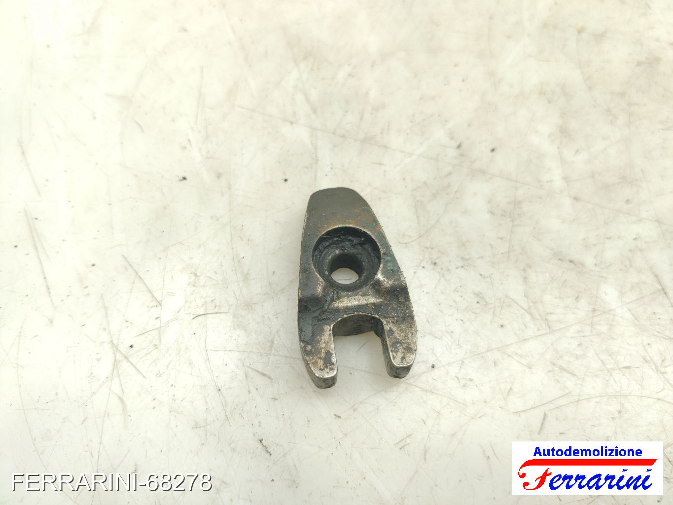 kit 4 staffe iniettori CITROEN C2 JM 1.4 HDI 2003-2009 198263, 1233685, 198283 8