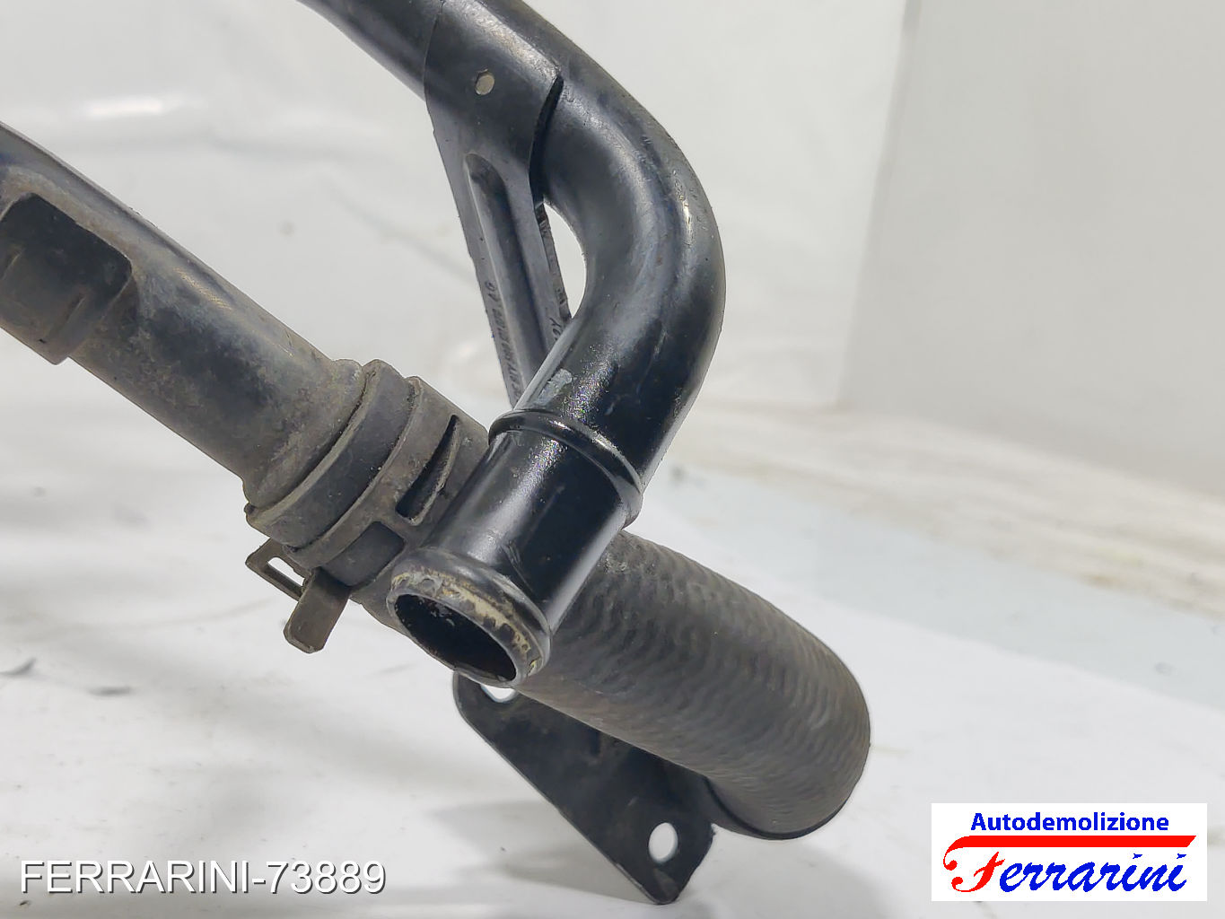 tubo raffreddamento manicotti CRBC Tubo Acqua Motore Ferro VW GOLF 7