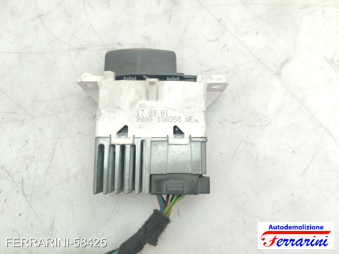 Interruttore Quattro Frecce FORD FOCUS DAW, DBW 2001-2004 2M5T13A350AA