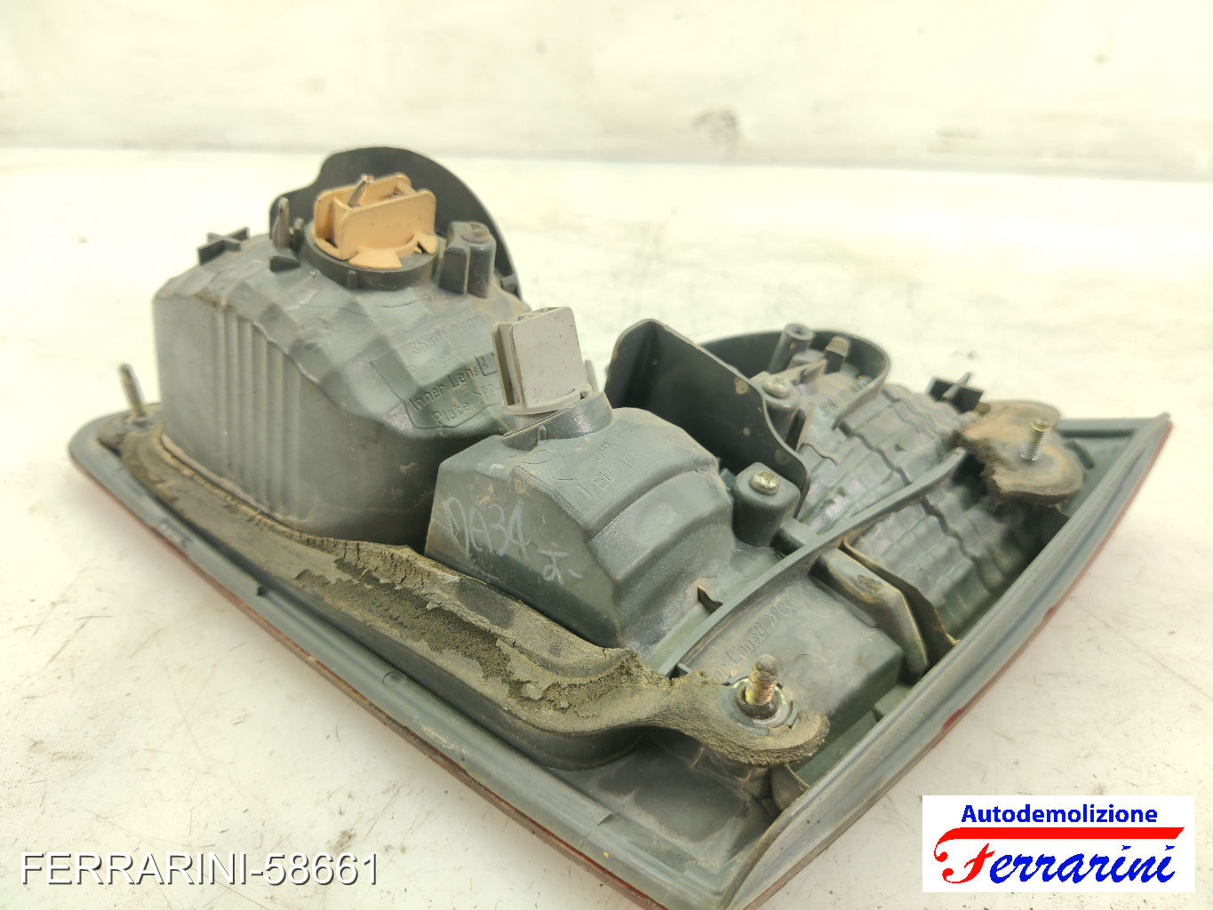 Fanalino Stop Posteriore TOYOTA AVENSIS VERSO M2 2001-2005 sinistro, sx