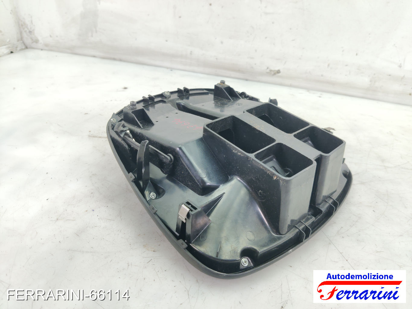 Bocchetta Areazione ALFA ROMEO 147 937 2004-2010 anteriore, frontale centrale
