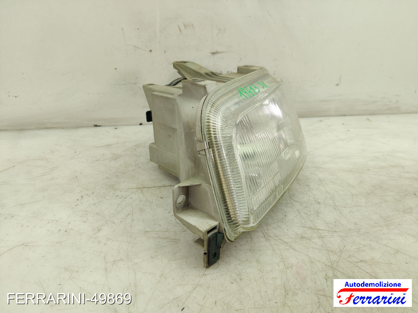 Faro Anteriore RENAULT CLIO 1 5/357, B/C57 1991-1998 sinistro, sx 7701034146 8
