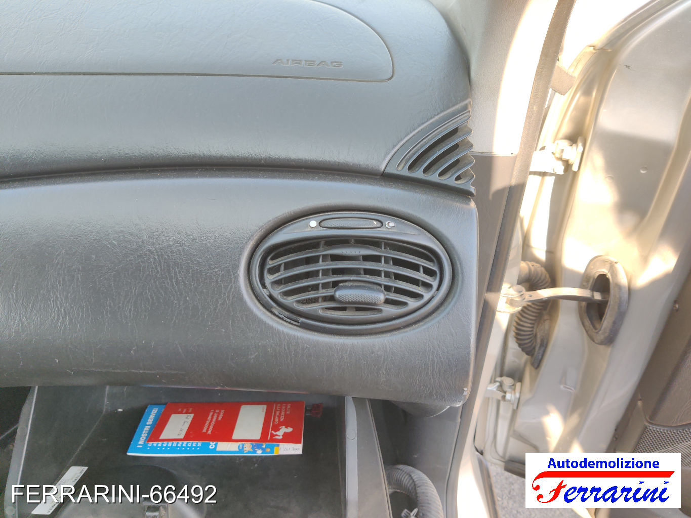 Bocchetta Areazione Frontale Destra