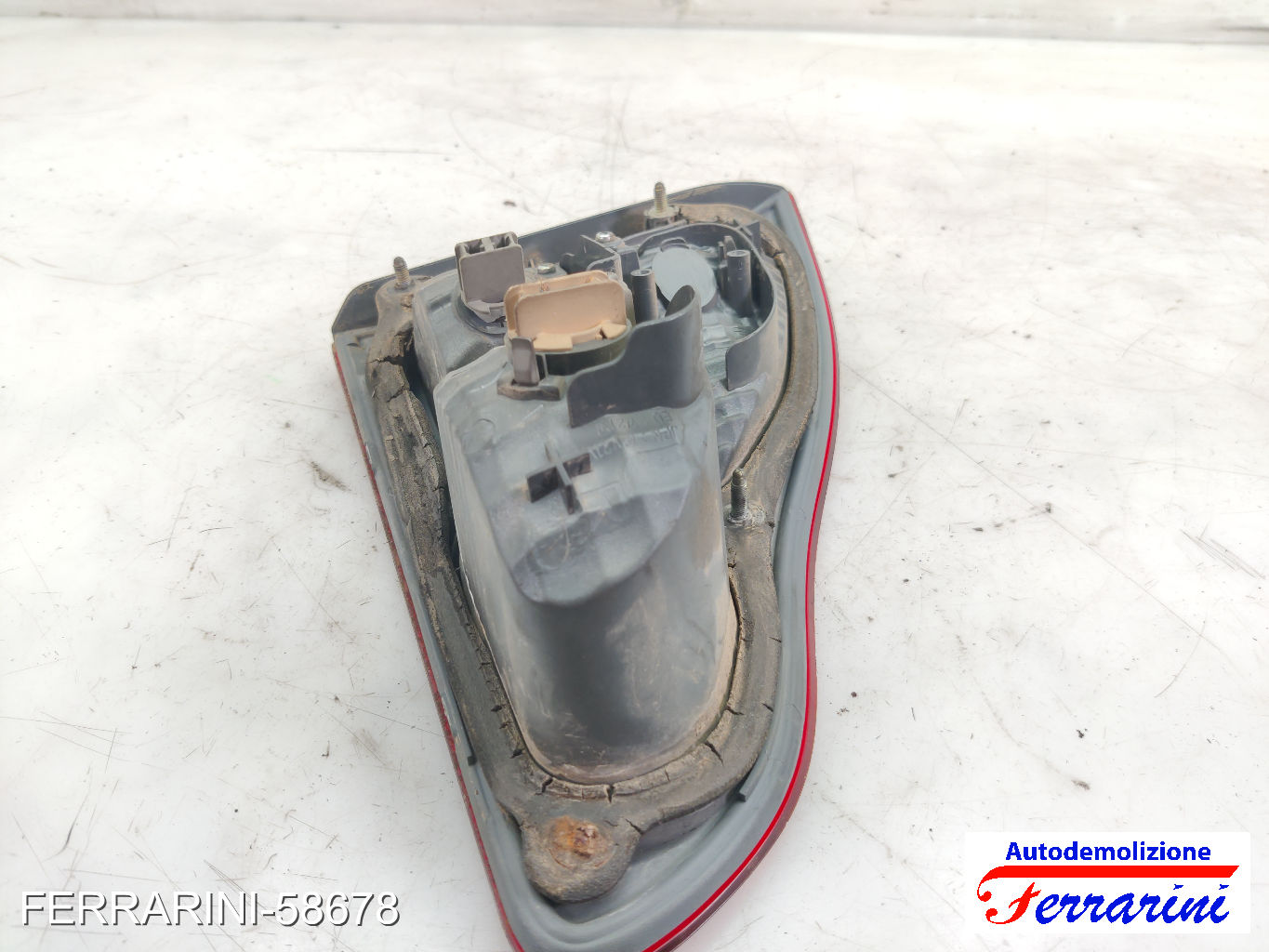 Fanalino Stop Posteriore TOYOTA AVENSIS VERSO M2 2001-2005 sinistro, sx