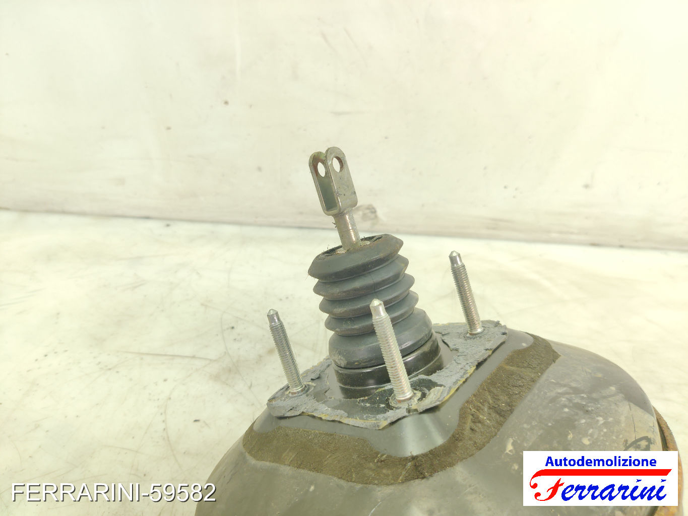 Servofreno CITROEN C3 1 FC, FN 1.4 BI-FUEL 2008-2009 4535T9, 18495A0442