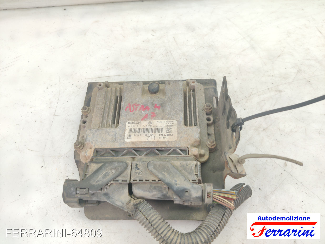 Centralina Motore OPEL ASTRA H SW A04 1.7 CDTI 2004-2010 55556829, 0281011943