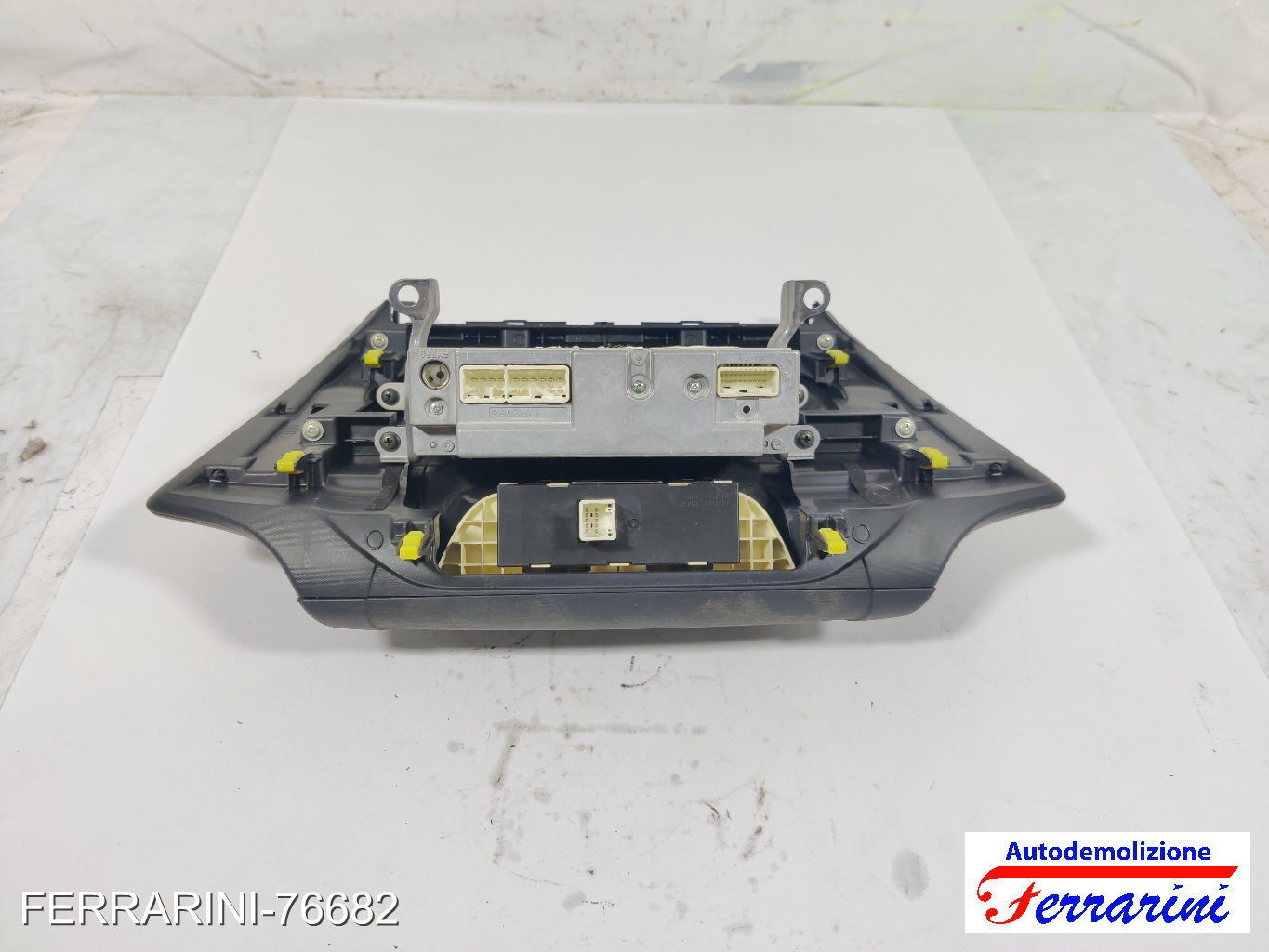 Stereo Radio TOYOTA IQ J1 2009-2015